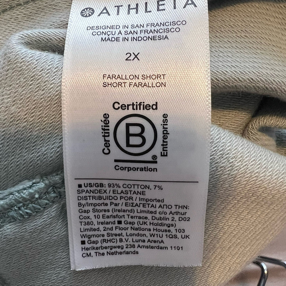 Athleta Farallon Shorts Women’s 2X Camo Elastic Waist Drawstring Athletic Sport - Picture 9 of 11